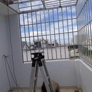 Khung sắt bảo vệ cửa sổ chống trộm kiên cố